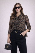 Blusa Estampada Paisley com Laço Frontal